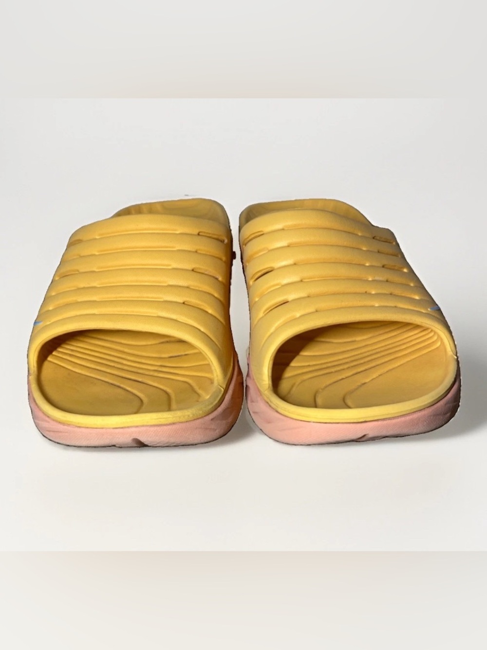 Hoka One One Ora Recovery Slide Amber Yellow/Shell Coral 1134527 AYSC Sz M 10 - Picture 2 of 5